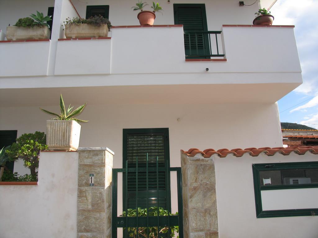 Villini Macri Apartment Parghelia Exterior photo